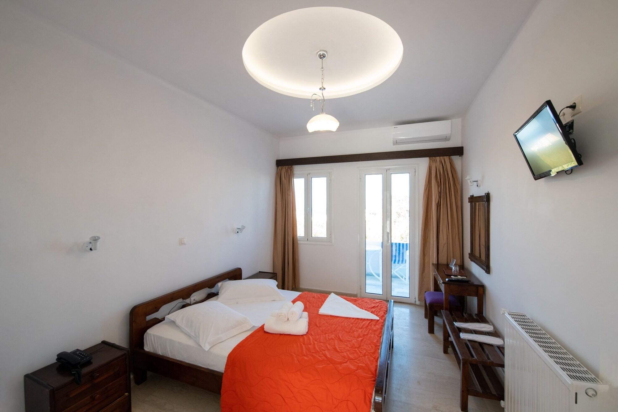 Hotel Lodos Karterados  Bagian luar foto