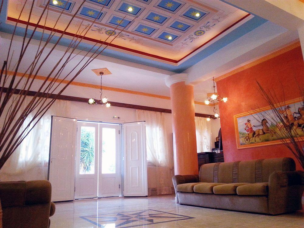Hotel Lodos Karterados  Bagian luar foto