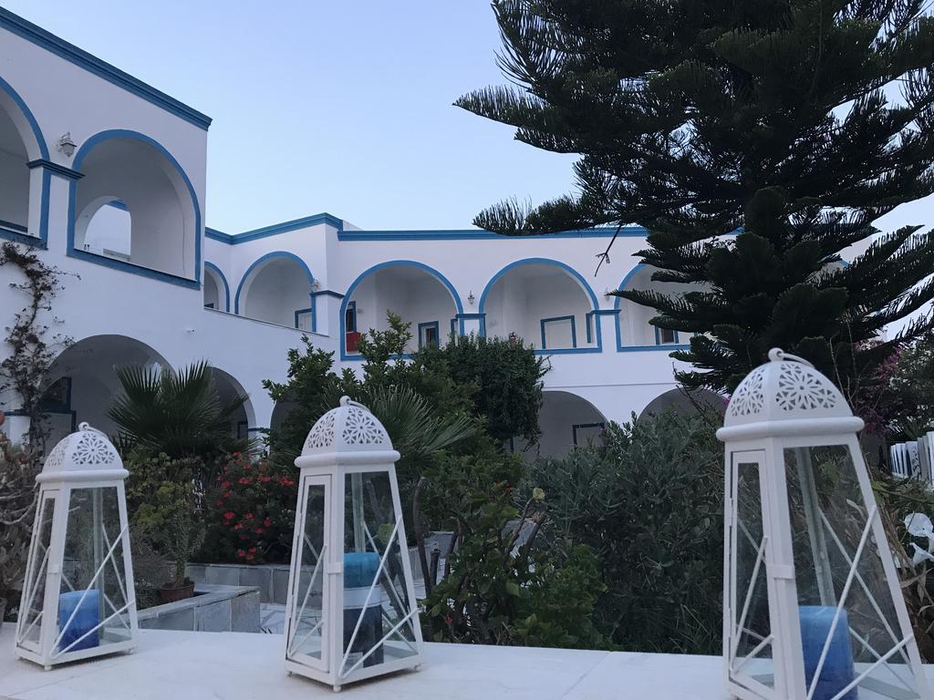Hotel Lodos Karterados  Bagian luar foto