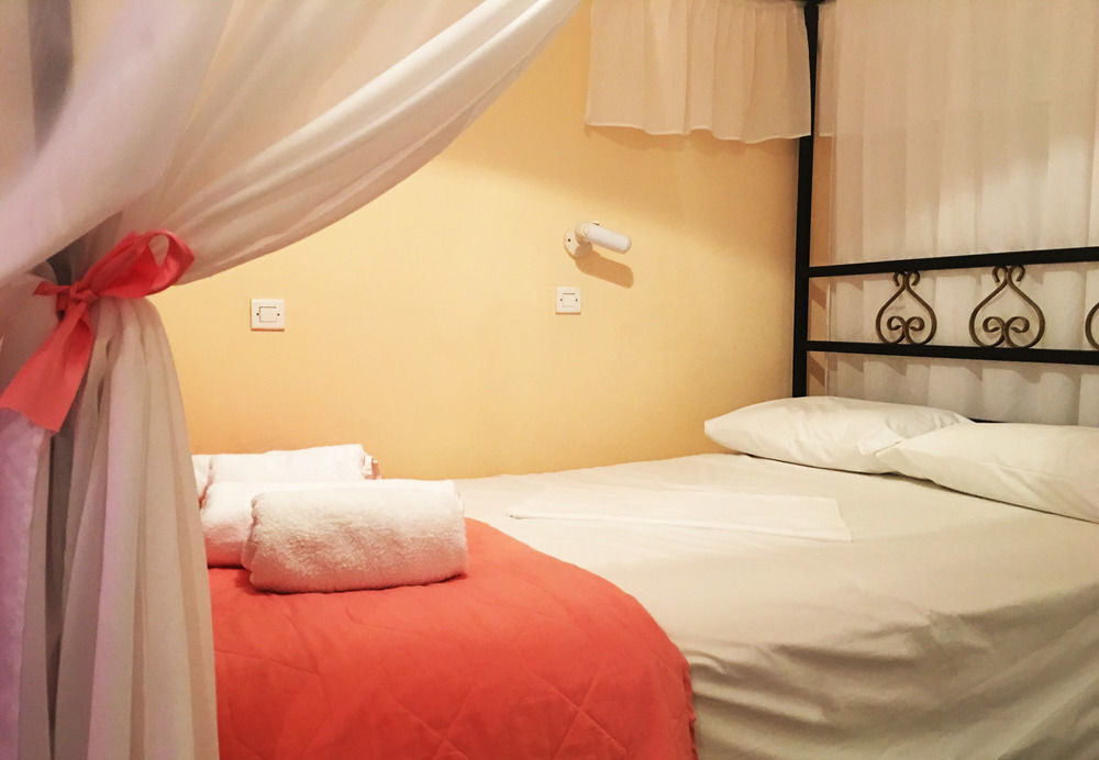 Hotel Lodos Karterados  Bagian luar foto