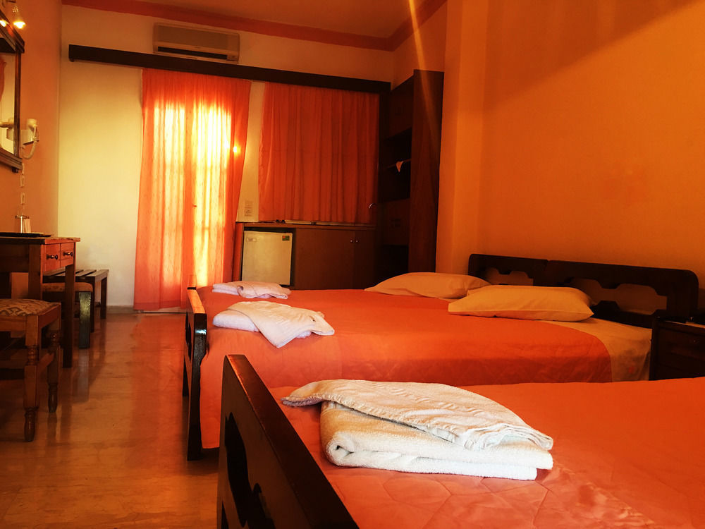 Hotel Lodos Karterados  Bagian luar foto
