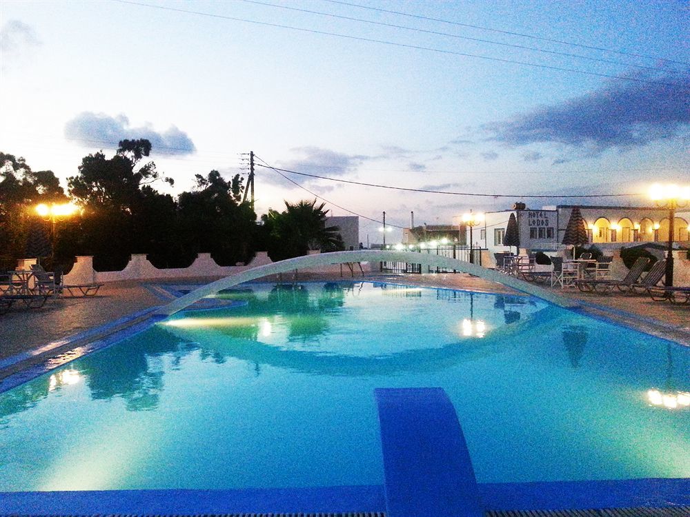 Hotel Lodos Karterados  Bagian luar foto