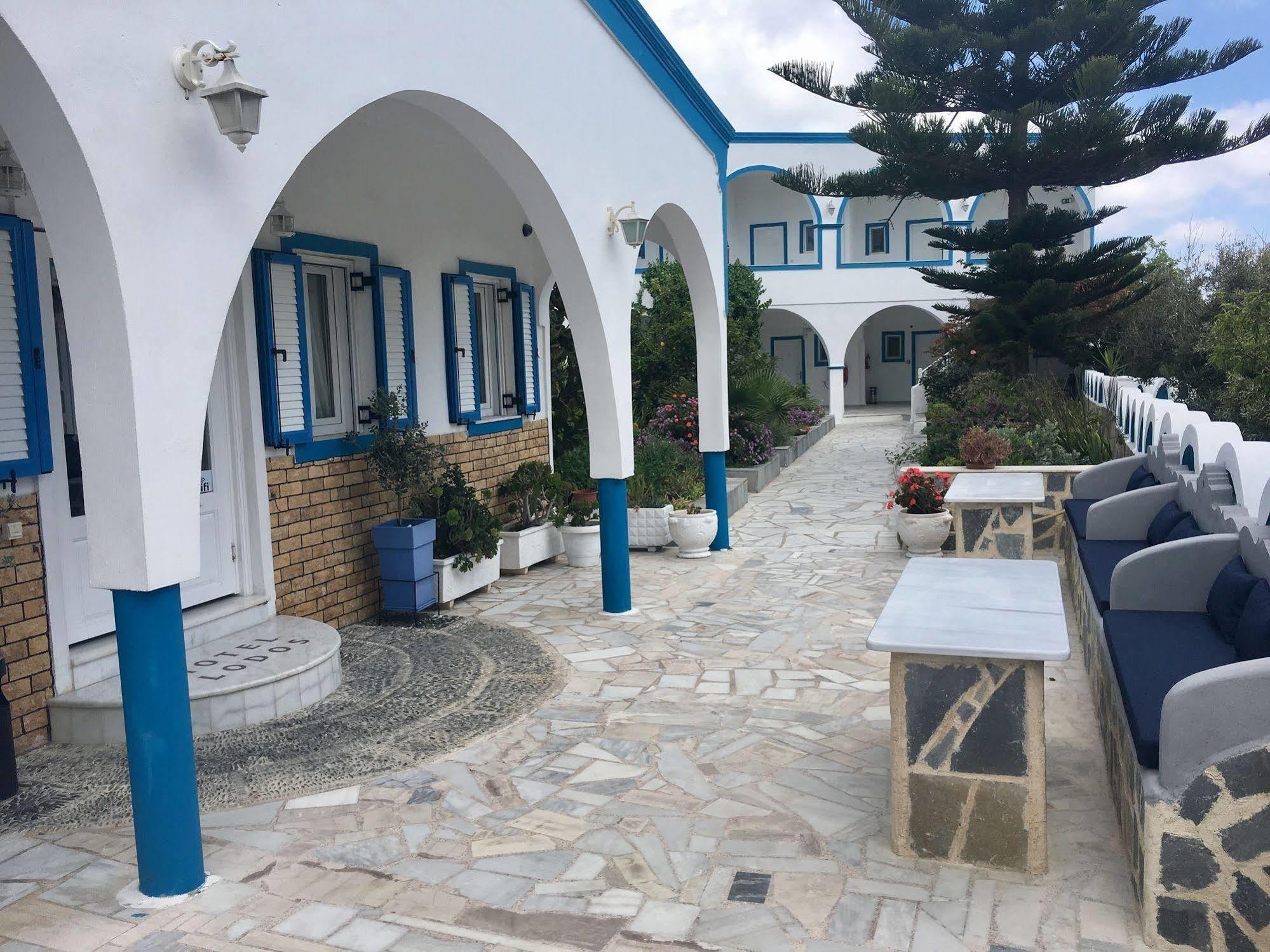 Hotel Lodos Karterados  Bagian luar foto